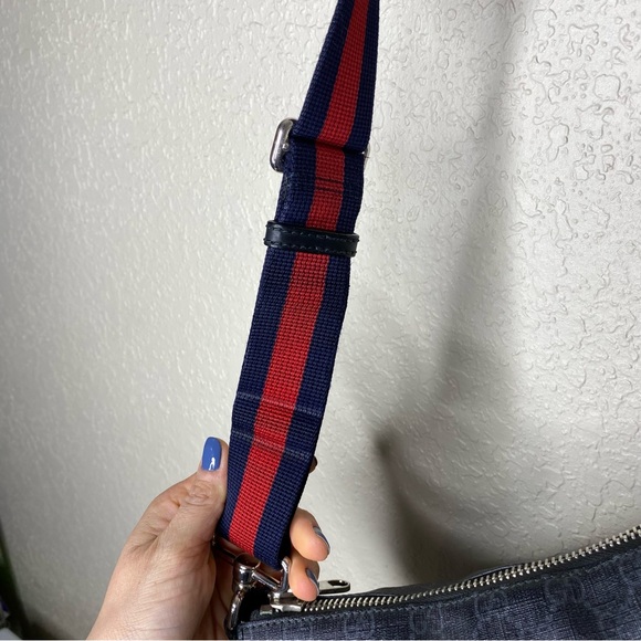 🔥Auth Gucci Supreme Shoulder Crossbody Bag GG PVC Leather - Picture 14 of 16